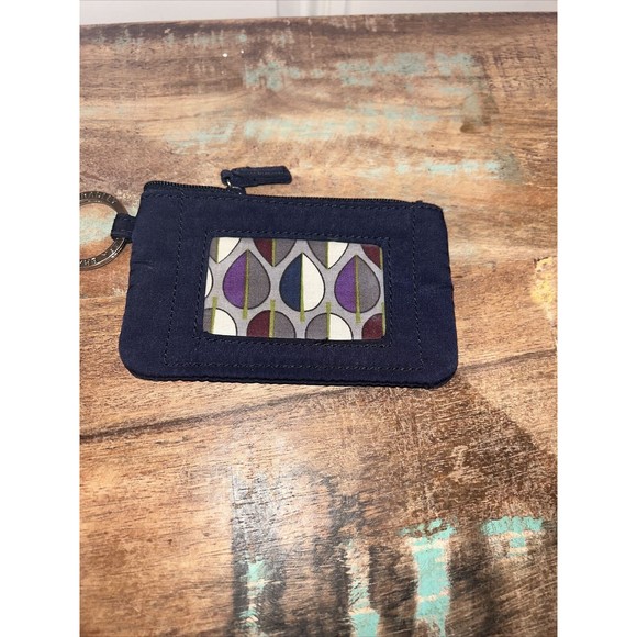 Vera Bradley lot : Wallet, 2 Zip Cases, Wristlet And Tech Case - Picture 9 of 12